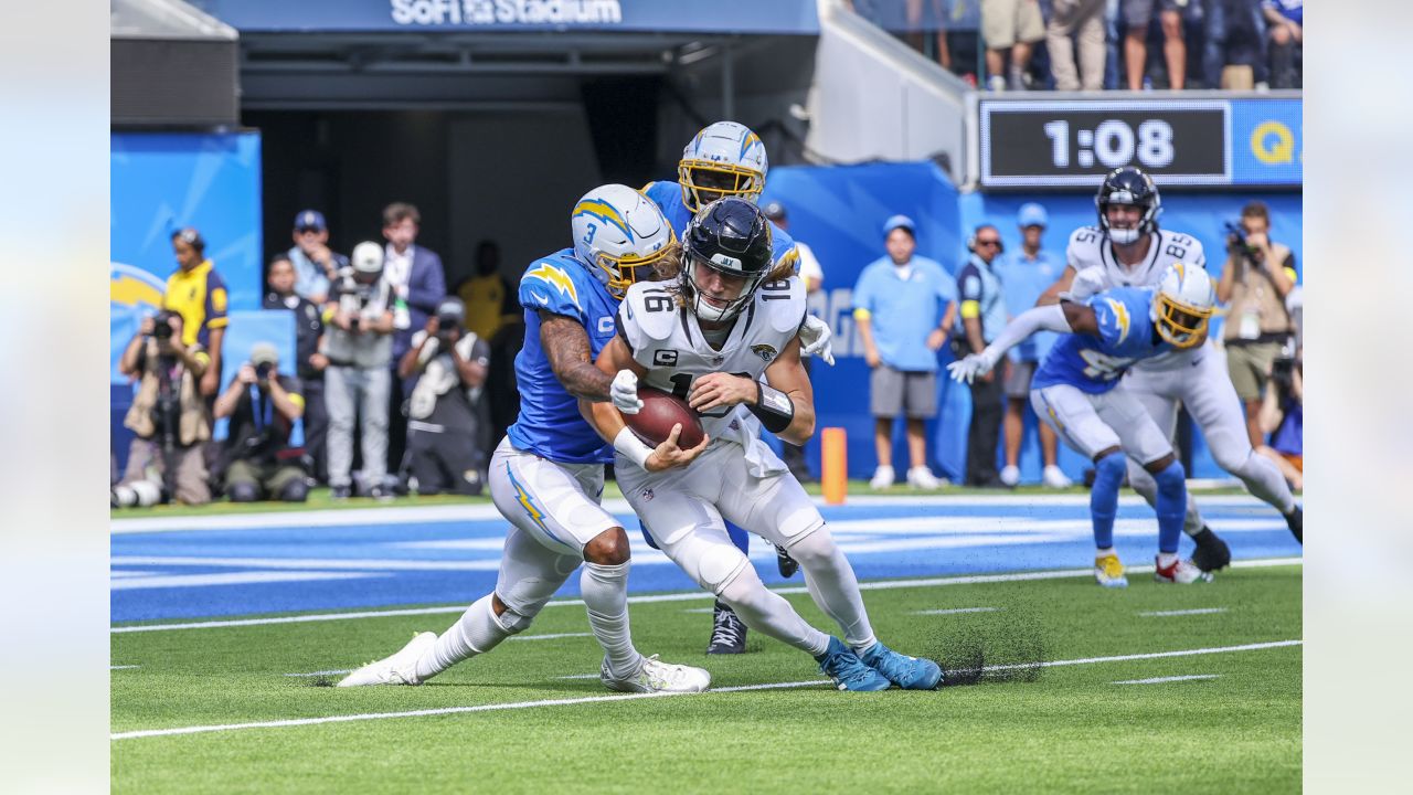 Photos: Jaguars vs. Chargers In-Game