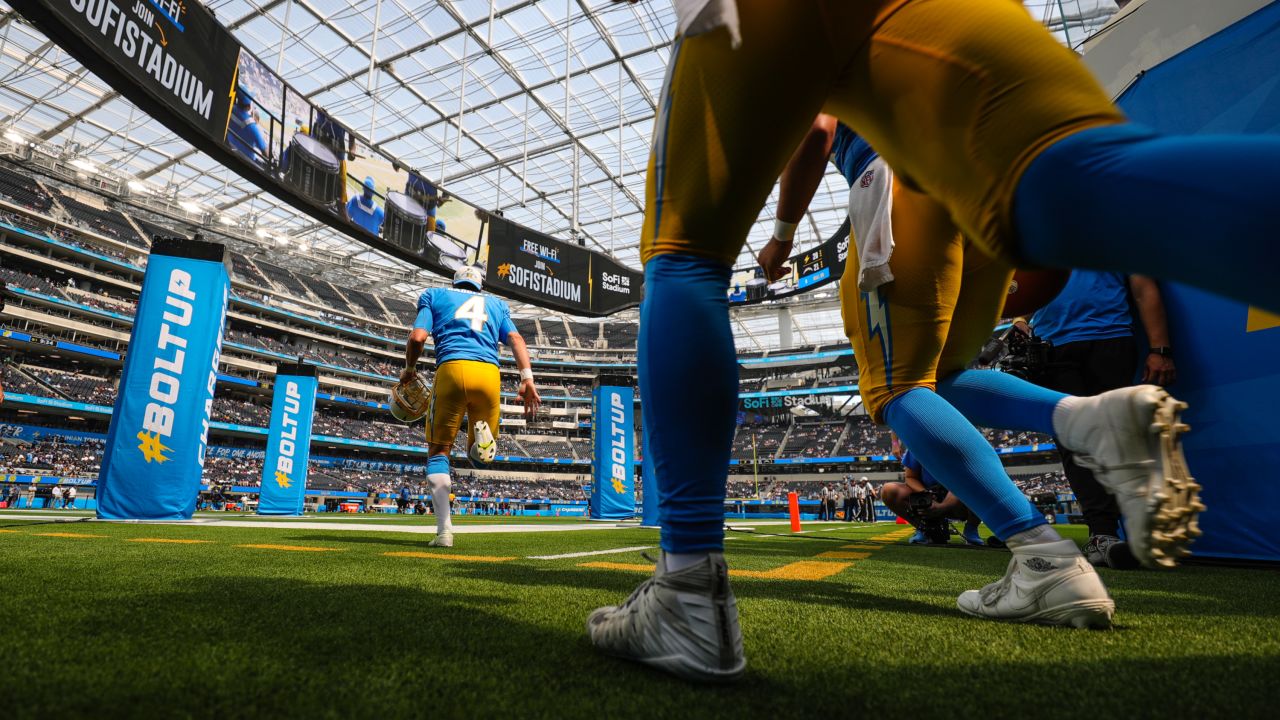 Thousands gather at SoFi Stadium for Chargers DraftFest to watch NFL dreams  come true 