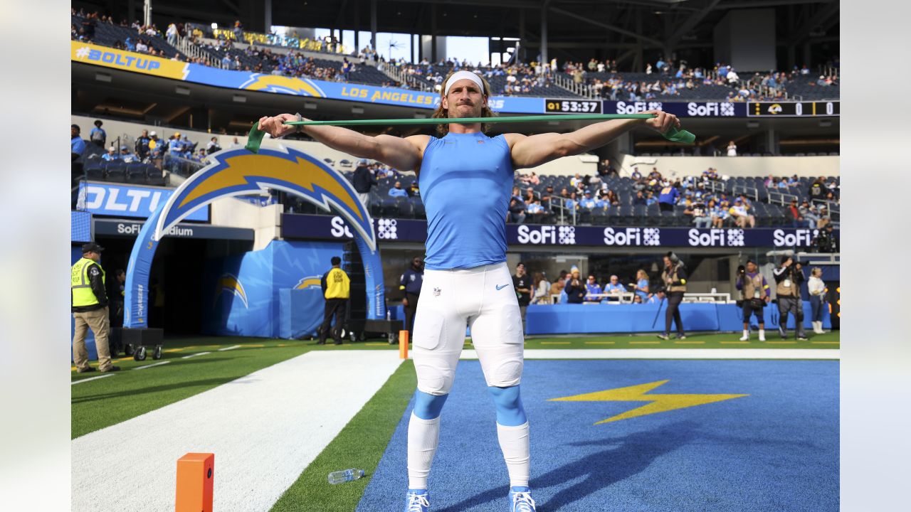 Rams set to take on Chargers at Inglewood's Sofi Stadium -- with fans in  the stands -- on Saturday - ABC7 Los Angeles