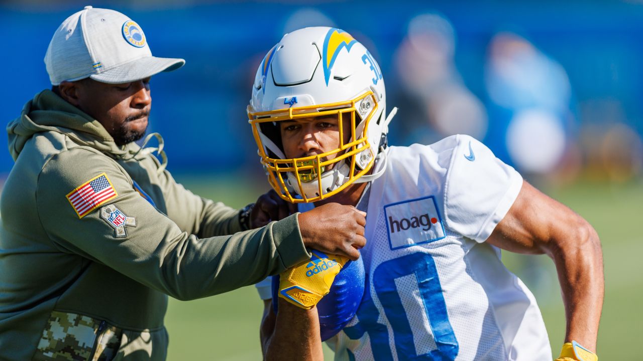 Tino's Jersey Reviews: Los Angeles Chargers — The Hofstra Chronicle