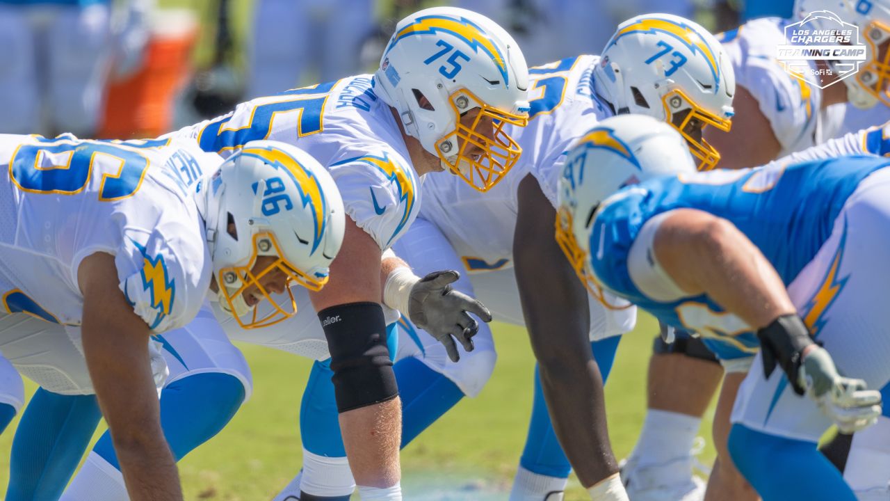 Chargers' Alohi Gilman dunks on SNF broadcast after dominant defensive game