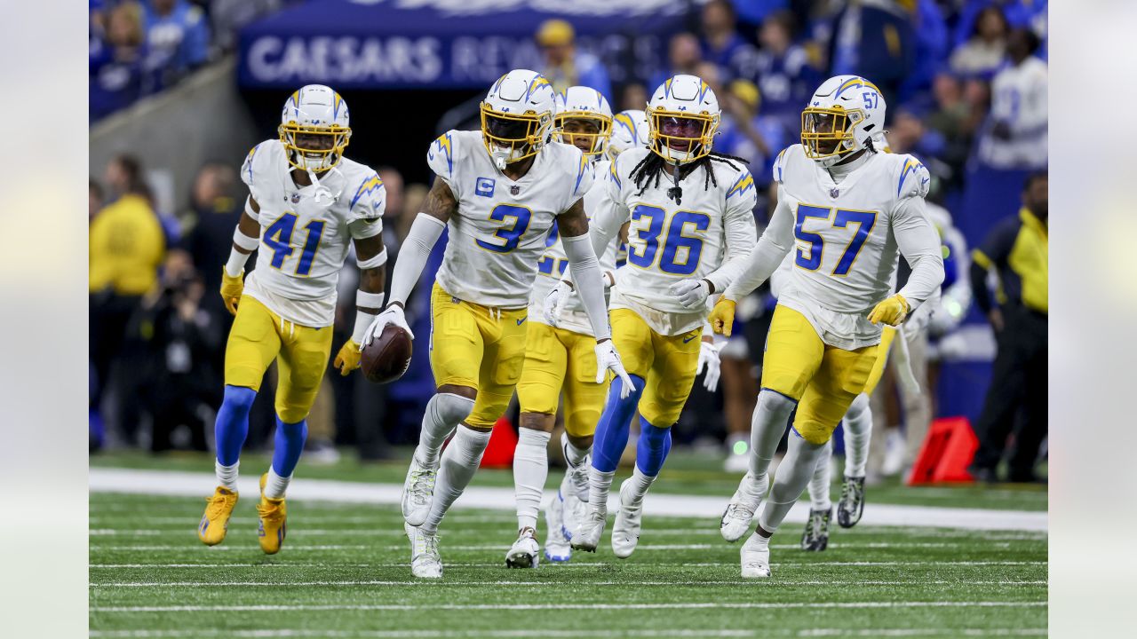 NFL, American Football Herren, USA Los Angeles Chargers at Indianapolis Colts  Dec 26, 2022; Indianap