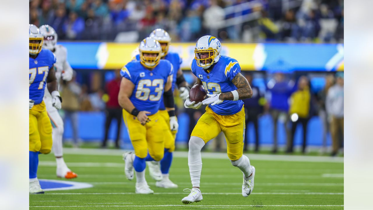 Chargers News: Bolts outmatched by Dolphins, lose 29-21 - Bolts From The  Blue