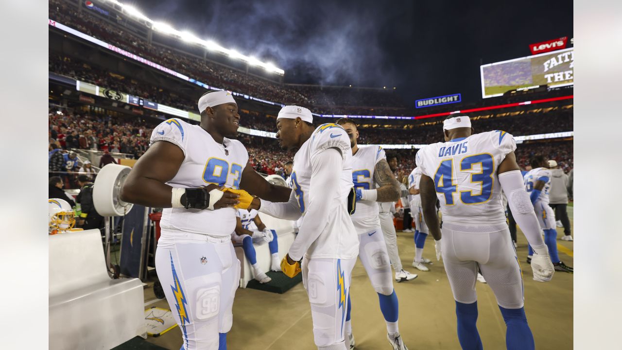 Snap Counts: Los Angeles Chargers at San Francisco 49ers