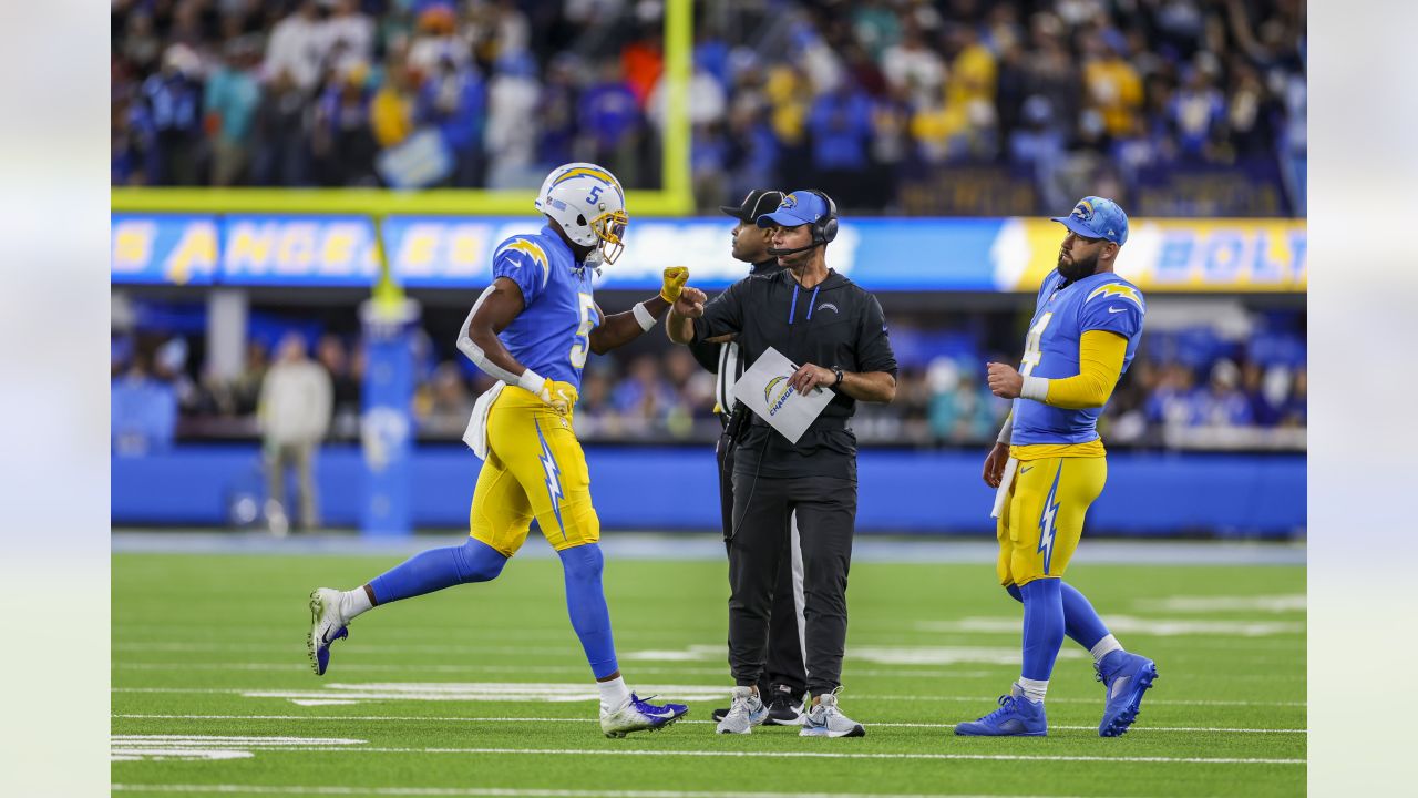 From The Podium  Bolts Offense Revels in Late Clock-Chewing Drive