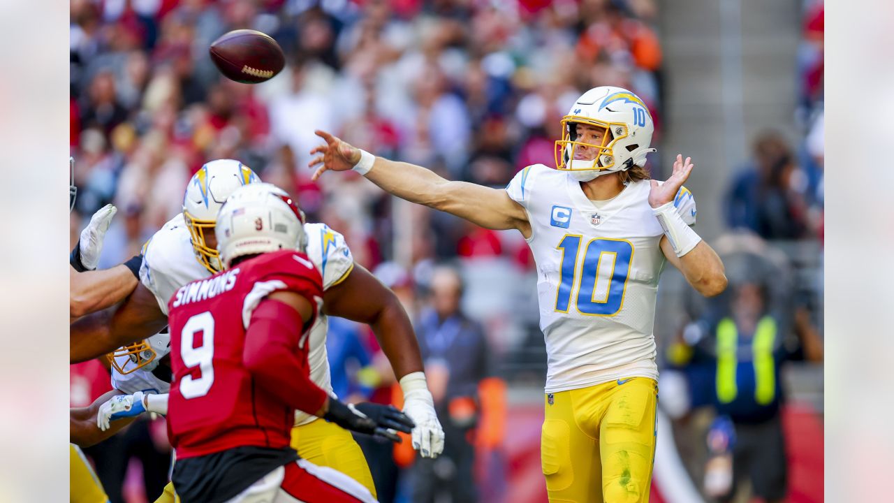 Arizona Cardinals blown out 45-10 in embarrassing fashion by Los Angeles  Chargers - Revenge of the Birds