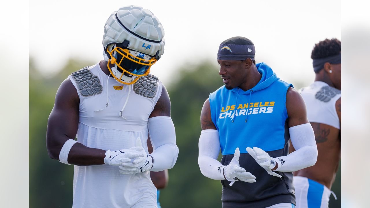 Los Angeles Chargers safety Alohi Gilman (32) warms up prior to