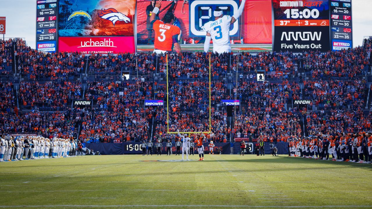 The Las Vegas Raiders face the Denver Broncos in Week 1 at Empower Field at  Mile High, NFL Trailer