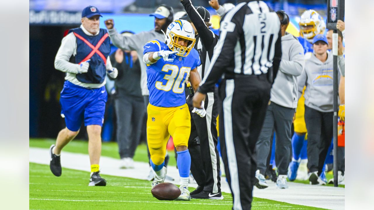 Photo Gallery: Dolphins v. Chargers, Sunday, December 11, 2022