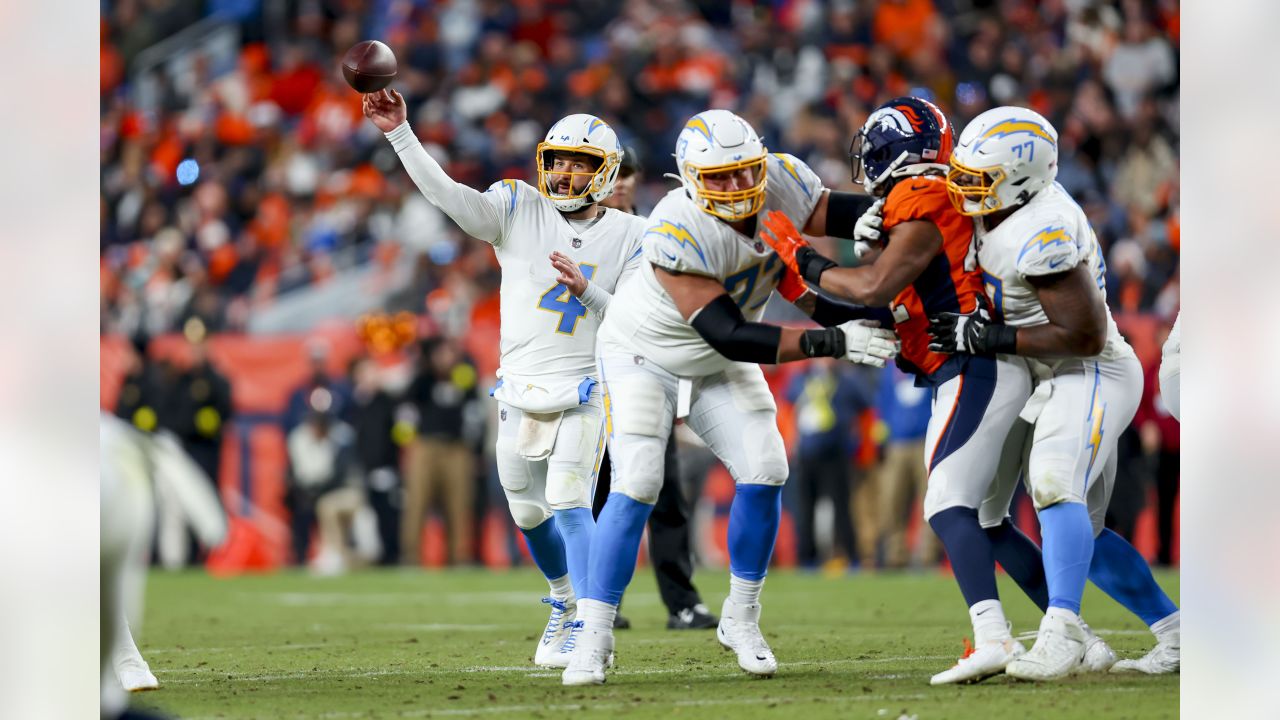 Snap Counts: Los Angeles Chargers at Denver Broncos