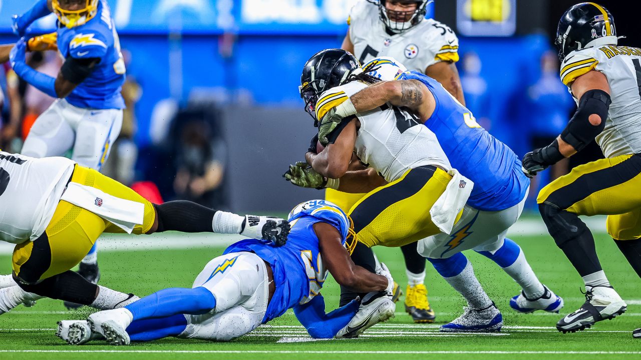 Chargers vs. Steelers Week 11 Game Preview: 5 Questions w/ the enemy -  Bolts From The Blue