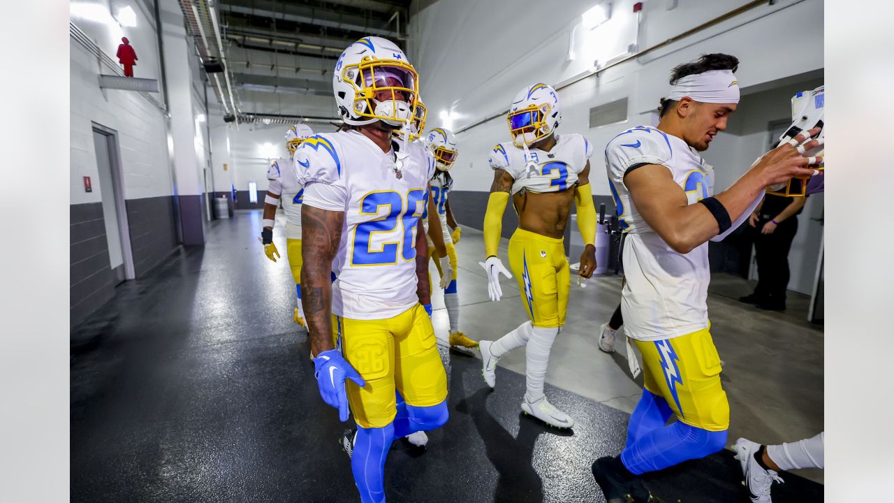 Chargers-Cardinals Game Day Updates