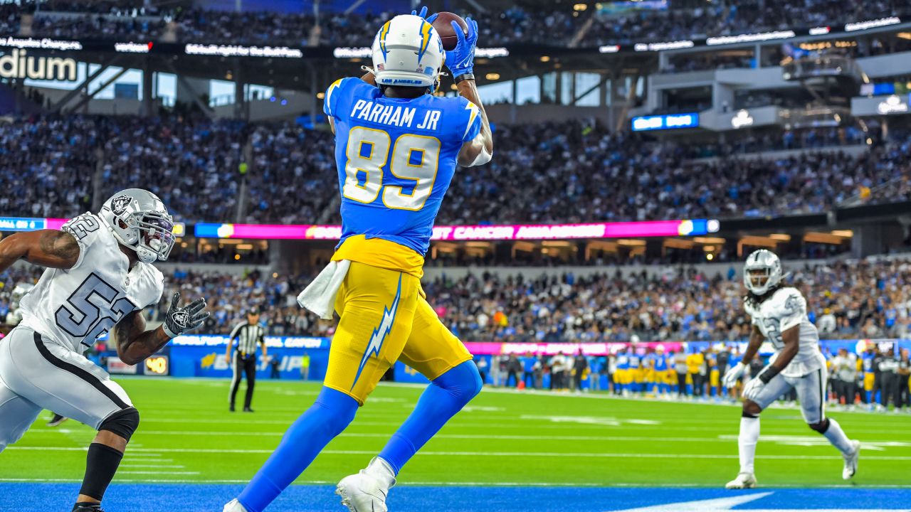 Photos: Chargers at Raiders In-Game