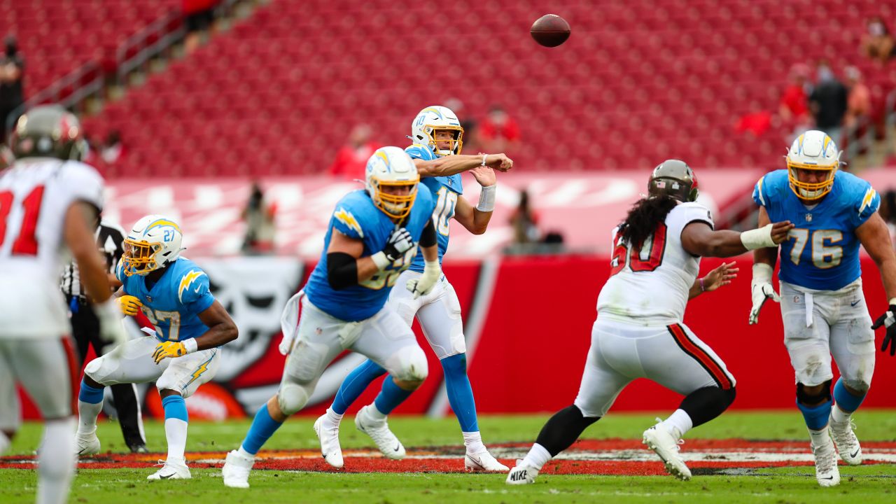 Tom Brady leads Tampa Bay Buccaneers to 38-31 win over LA Chargers