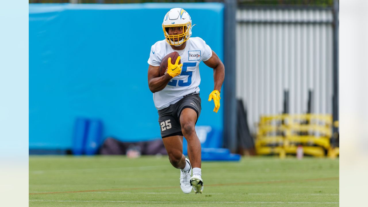 Los Angeles Chargers: 5 players who need to improve in 2023