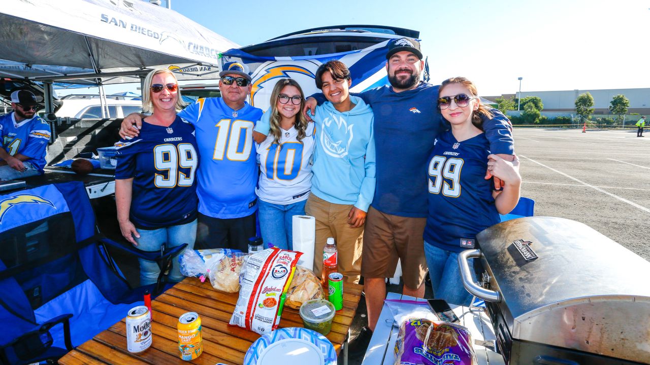 San Diego Chargers Table Top Snow Family - Sports Fan Shop