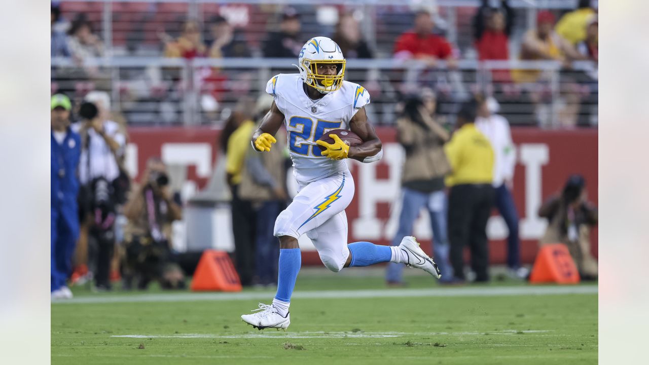 49ers struggle to end preseason, fall to starter-less Chargers 23-12