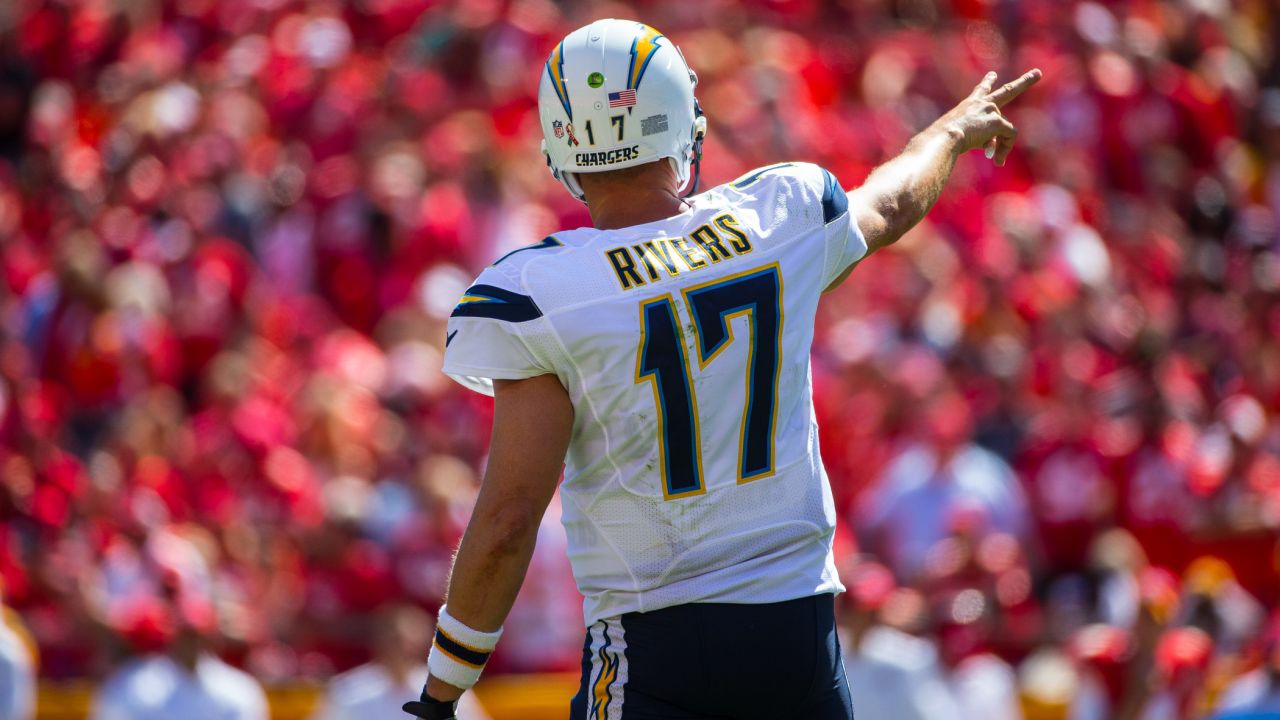 Bonsignore: Where does Chargers' Philip Rivers rank among LA's all-time  QBs? – Daily Breeze