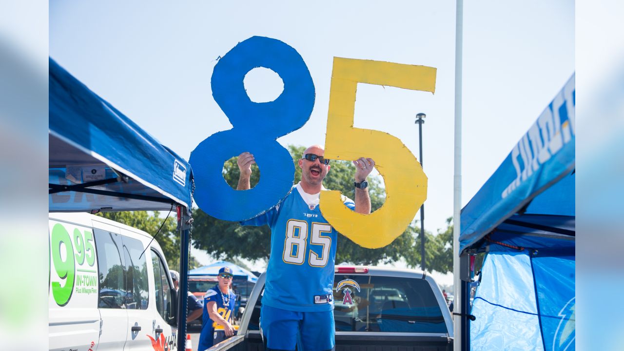 Kansas City Chiefs at Los Angeles Chargers on Sunday, September 09, 2018 in Carson, CA. Final score: 38-28