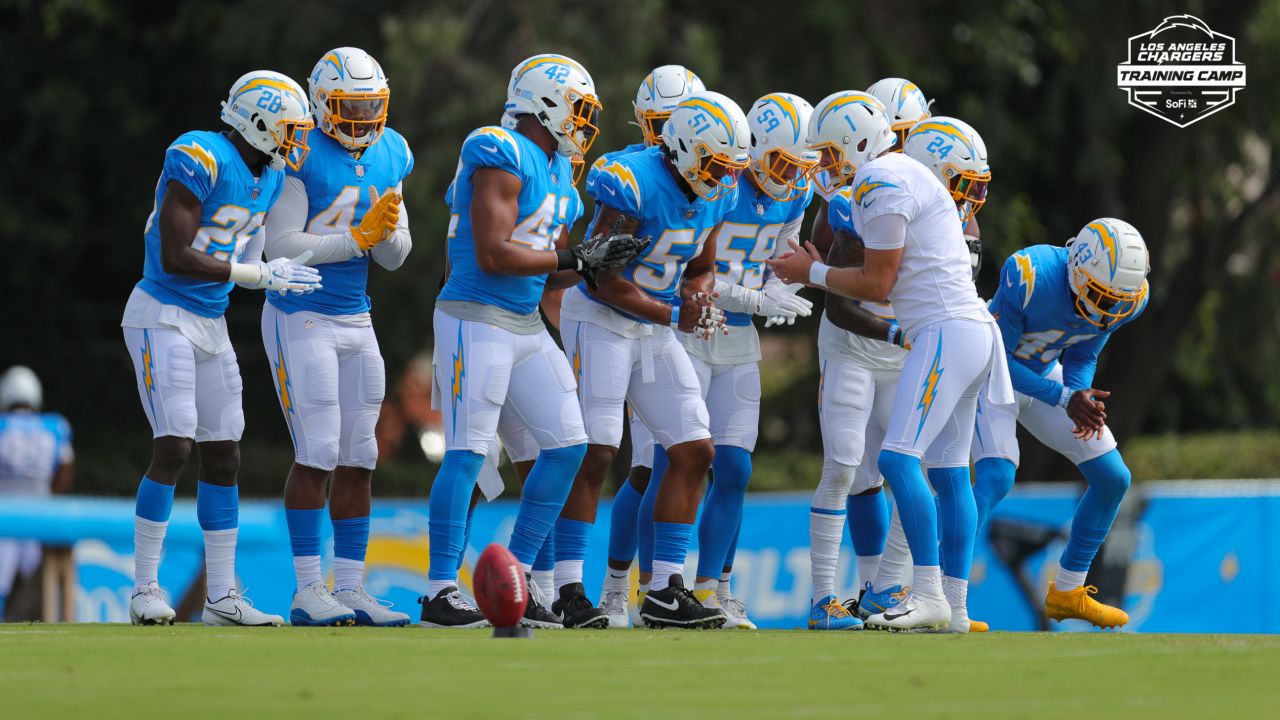 Chargers News: Bolts unveil 2022 uniform schedule - Bolts From The