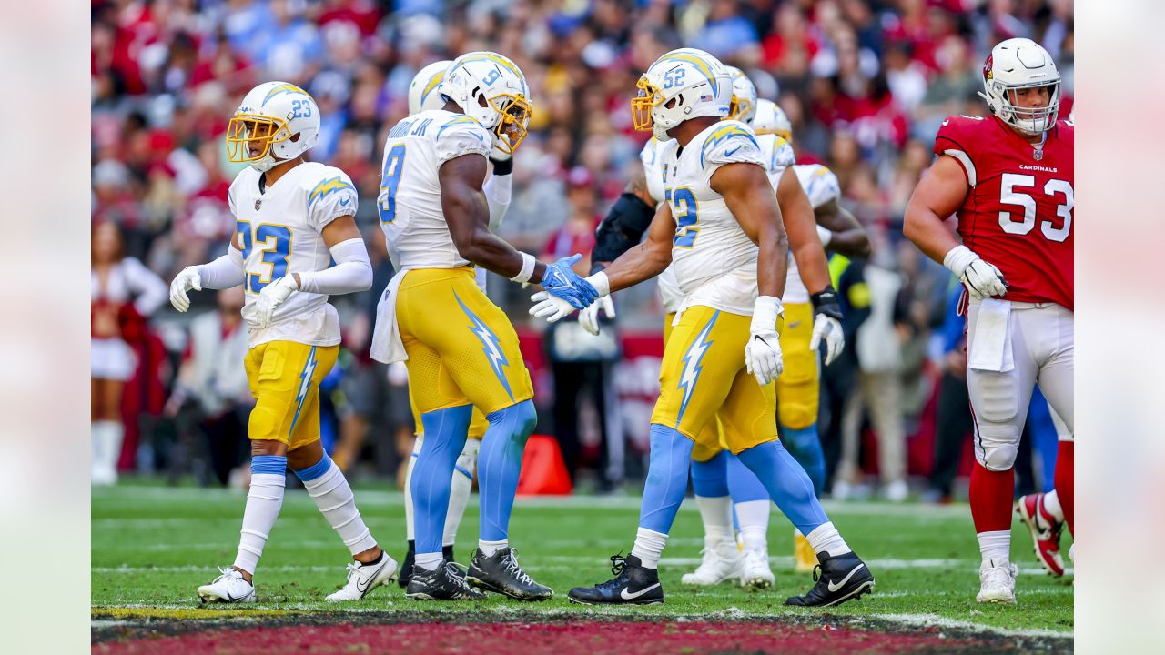 Arizona Cardinals vs Los Angeles Chargers: Game time, TV, Radio, streaming,  odds and more - Revenge of the Birds