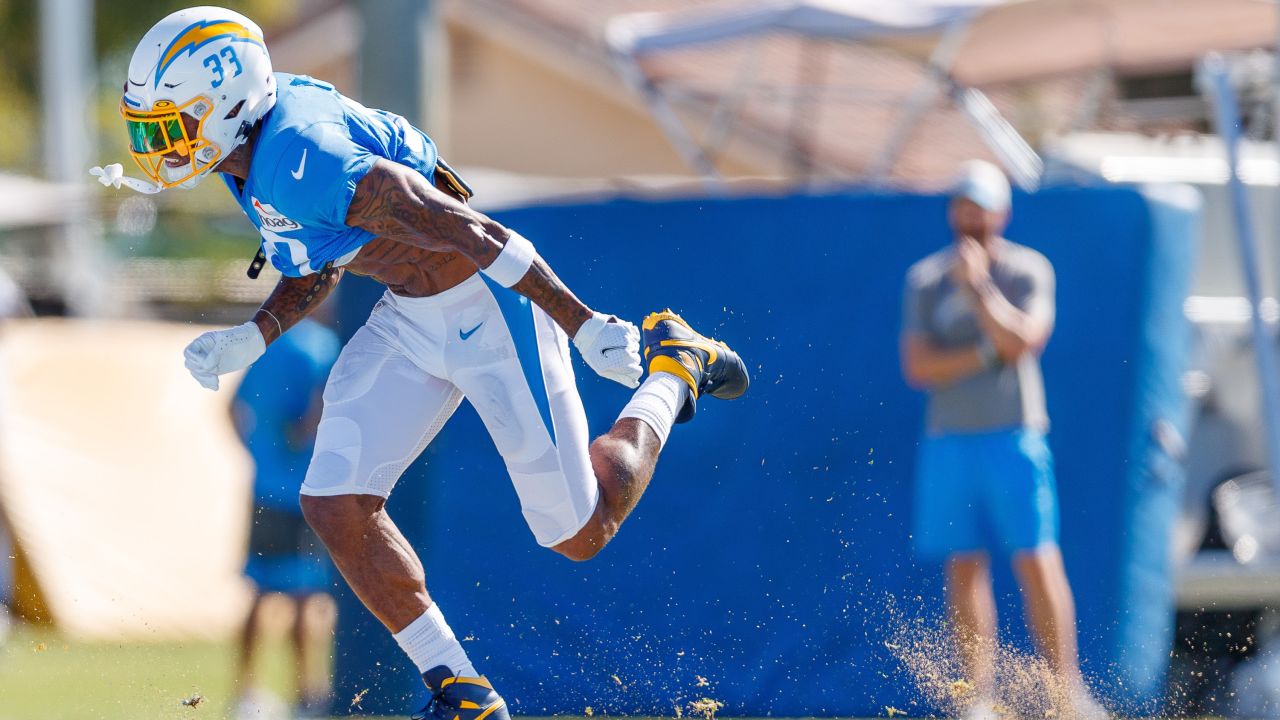 Derwin James Jr. #3 of the Los Angeles Chargers defends while