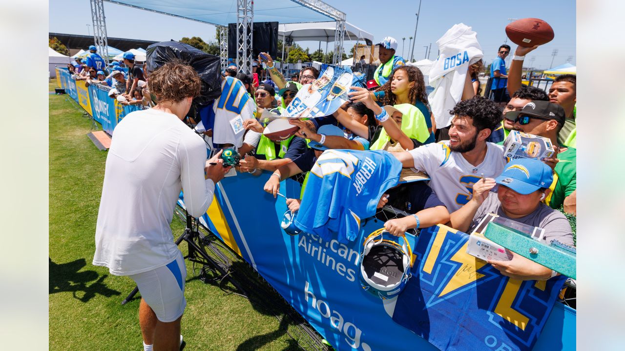 PHOTOS: Fan Friday at Chargers