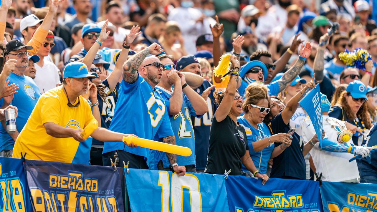 Bolts Business Highlights: Bolt Fam Packs SoFi Stadium on Sunday