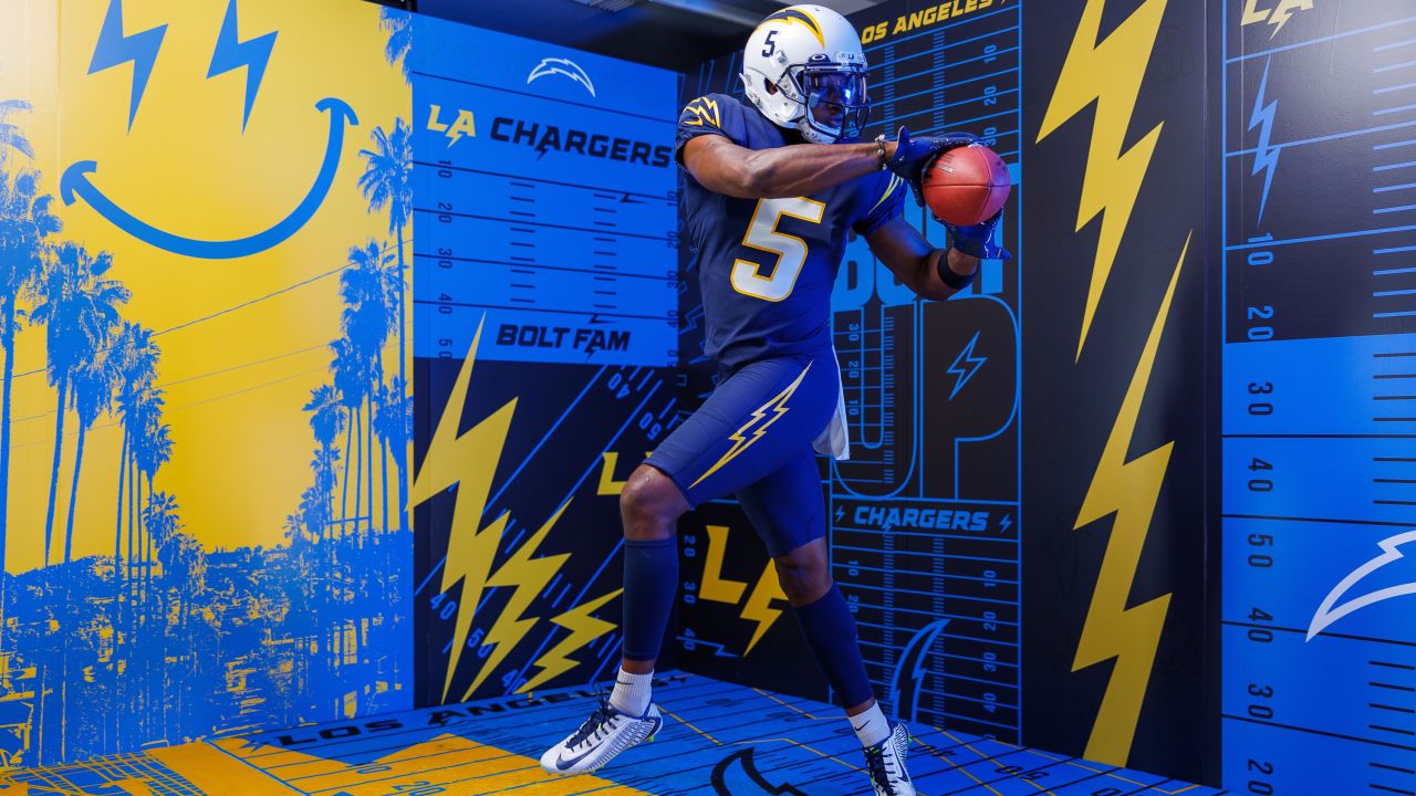 Chargers News: Daily Links 7/21/22 - Bolts From The Blue