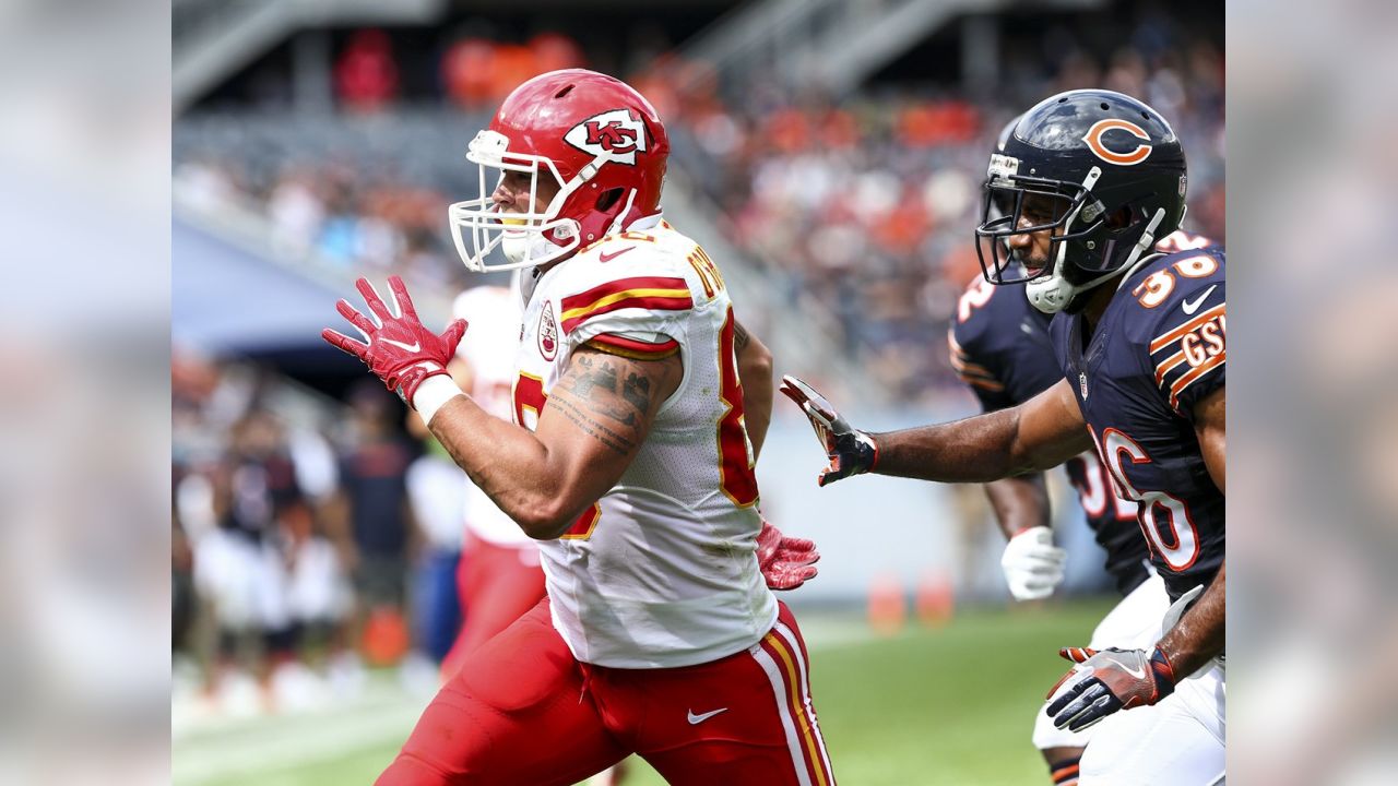 Chicago Bears tight end James O'Shaughnessy (80) during an NFL Preseason  football game against the