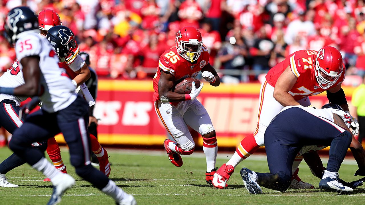 Chiefs Fall to Texans, 31-24, at Arrowhead