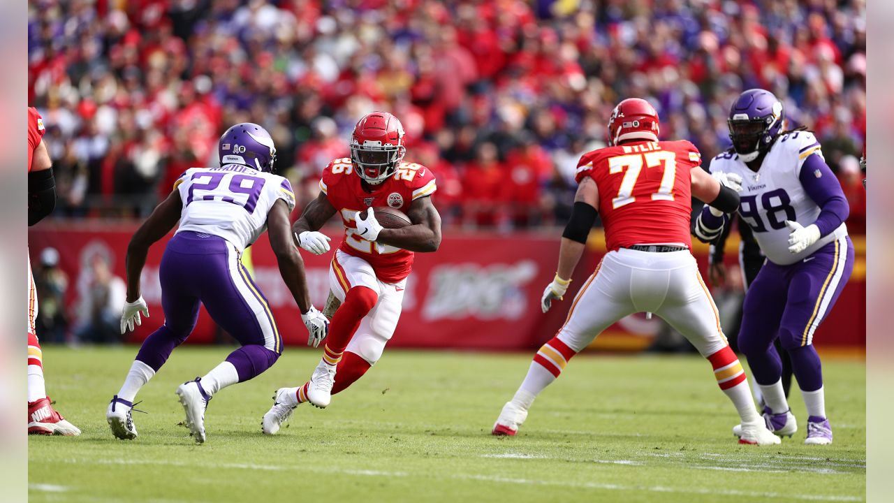 Chiefs Defeat Vikings, 26-23, in a Thriller at Arrowhead