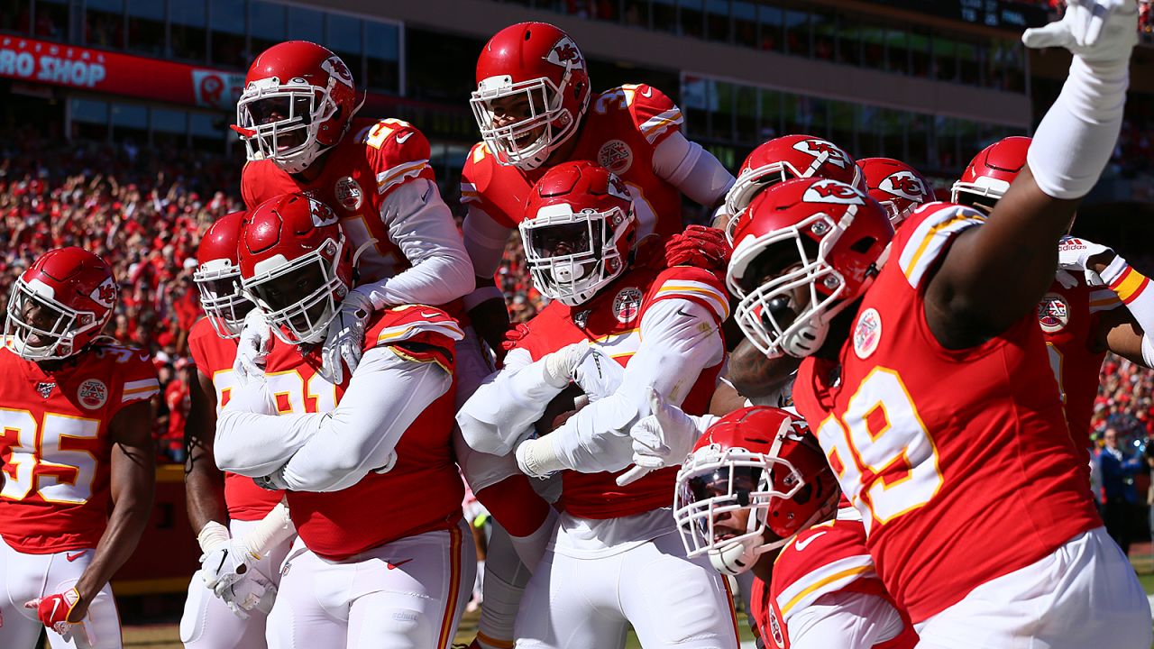 Kansas City Chiefs rally from 24-0 hole to beat Houston Texans 51-31 in  playoffs