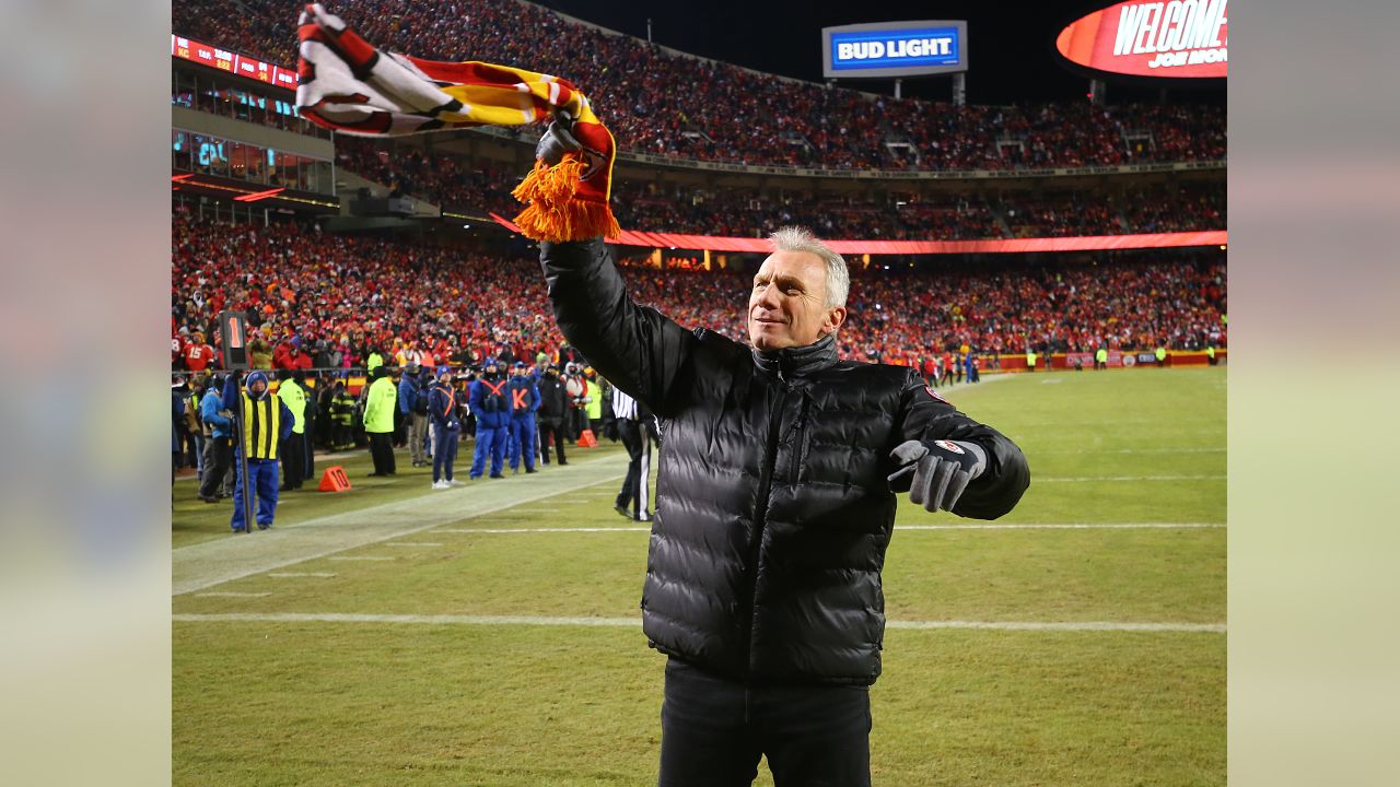 Watch Arrowhead Stadium erupt as the Chiefs win the AFC title game