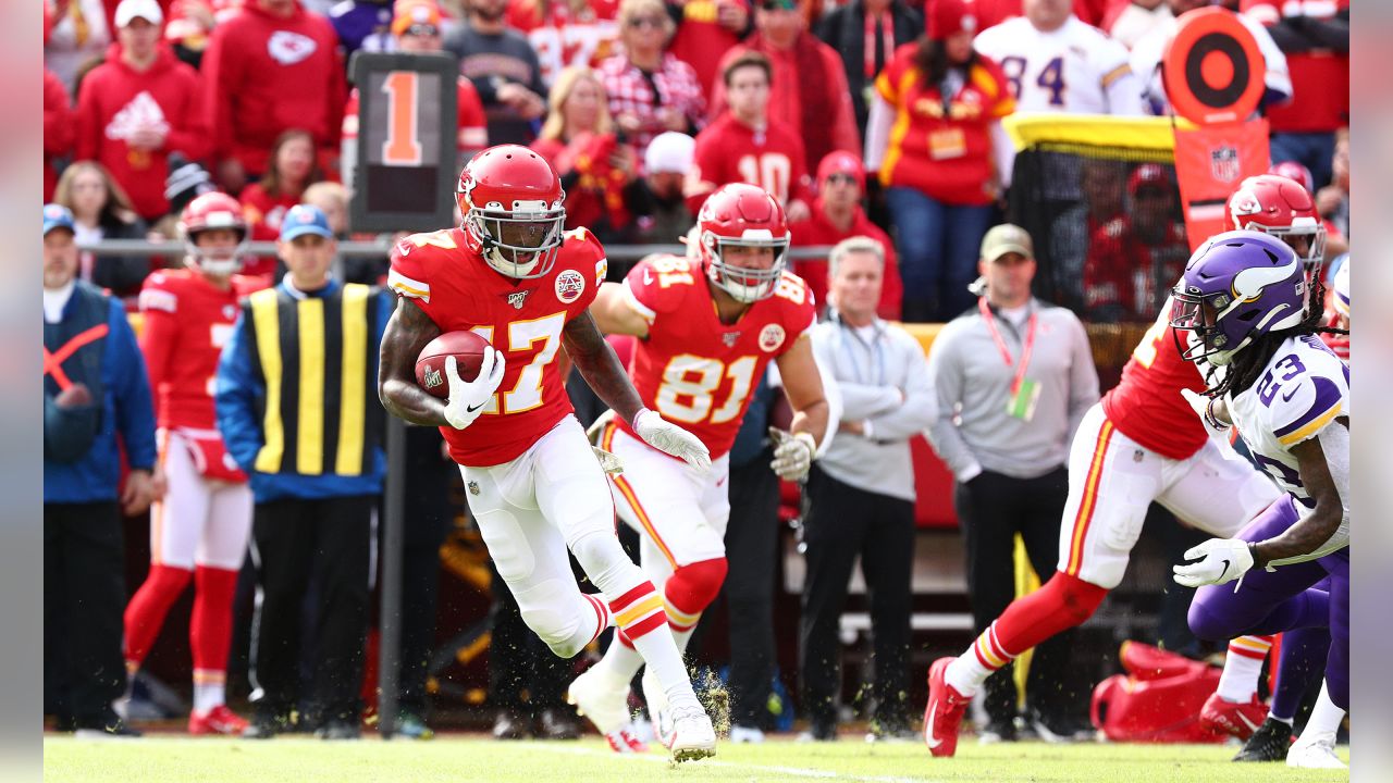 KANSAS CITY, MO - AUGUST 27: Minnesota Vikings defensive end Hercules  Mata'afa (50) during an NFL preseason game between the Minnesota Vikings  and Kansas City Chiefs on Aug 27, 2021 at GEHA