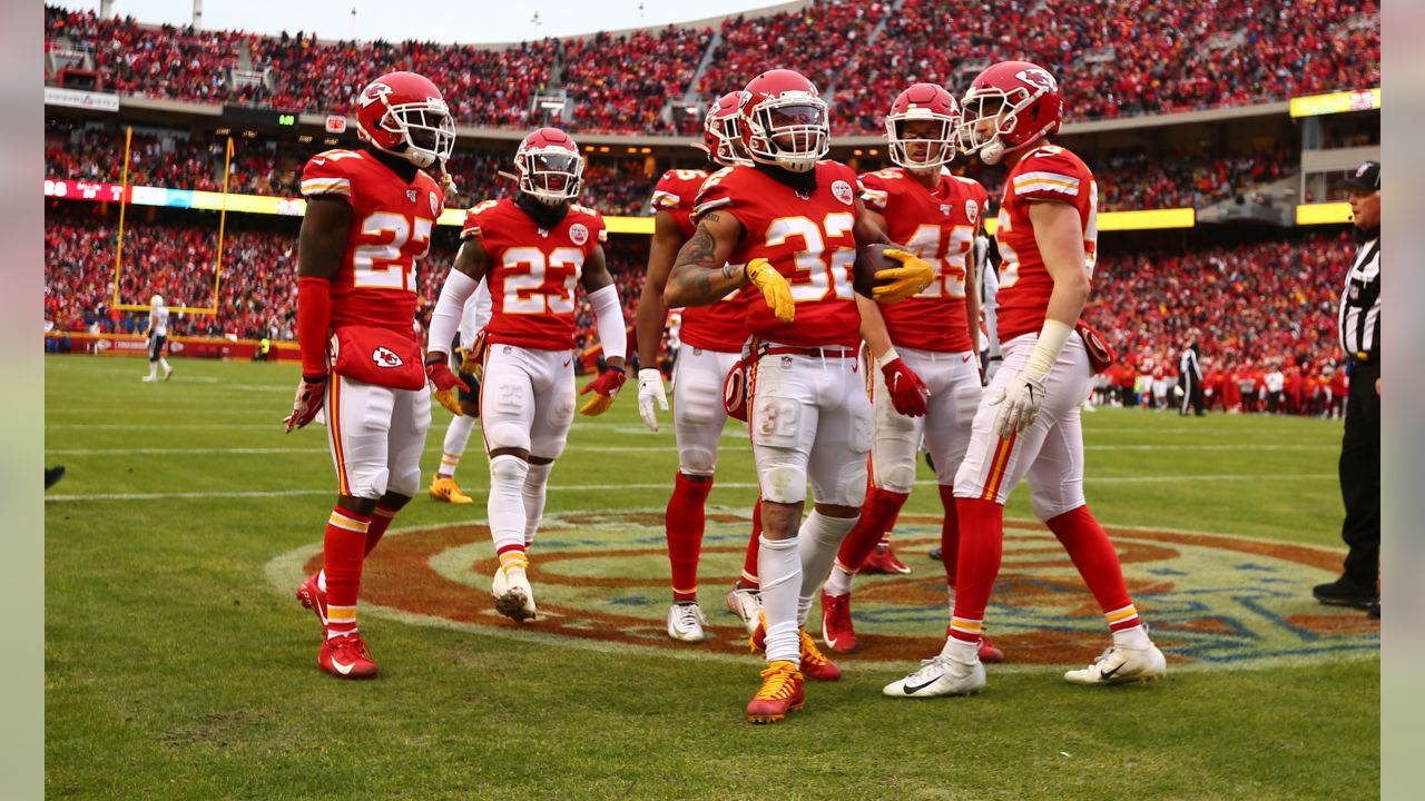 CHIEFS KINGDOM: Kickoff for Chiefs, Chargers on Jan. 3 at Arrowhead Stadium  pushed back