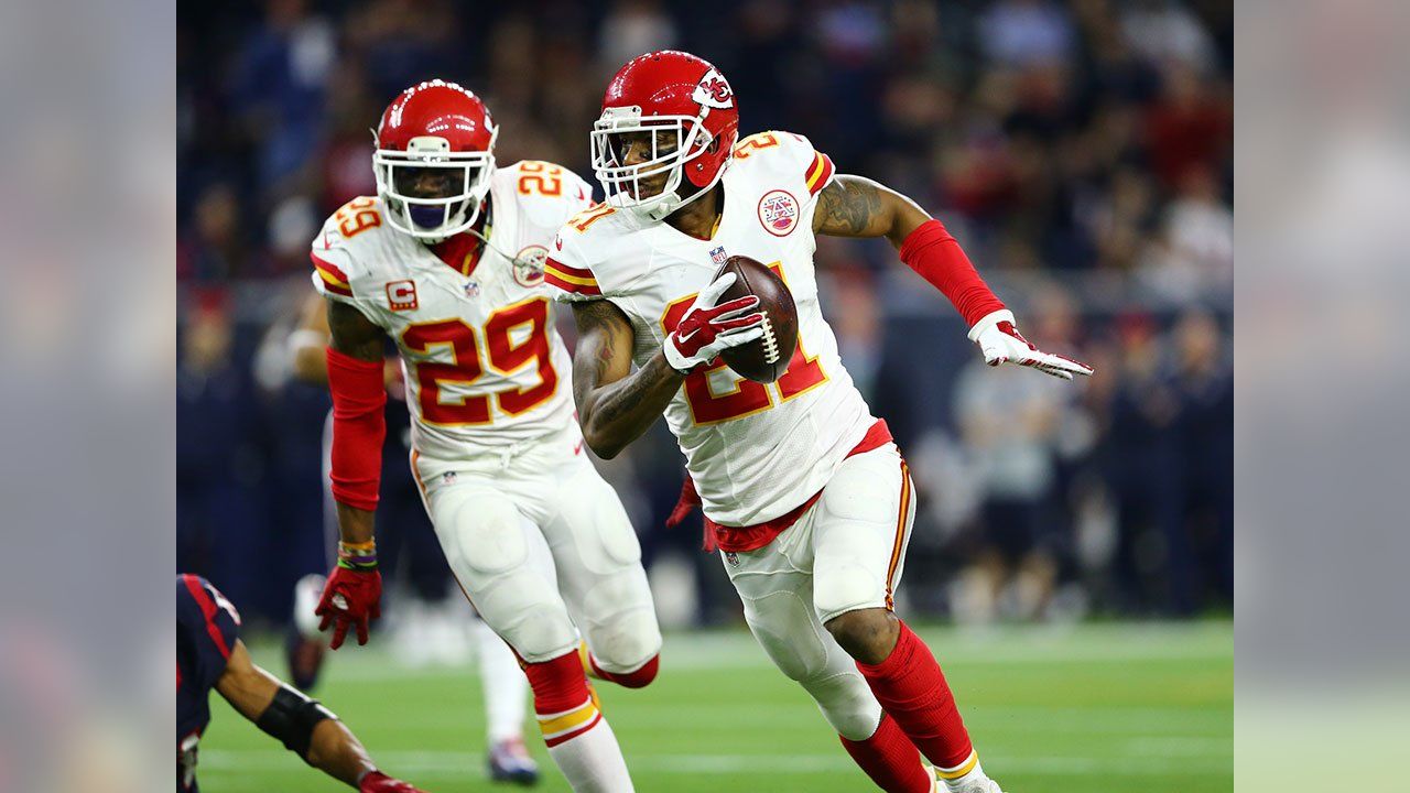 Kansas City Chiefs win first playoff game since 1994 with 30-0 shutout over  Texans – New York Daily News