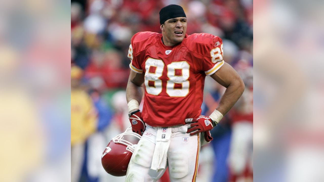 Tony Gonzalez, Travis Kelce lead Kansas City Chiefs' 21st century non-QBs