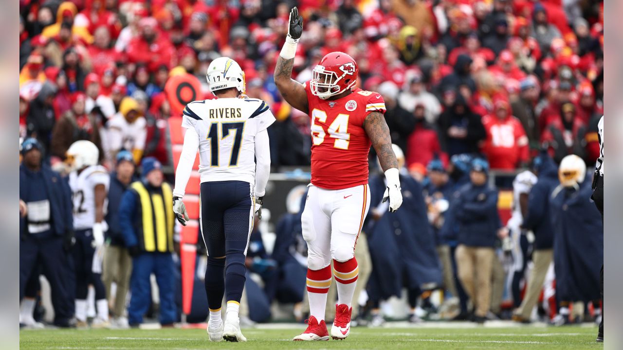 Chiefs use fourth-quarter surge to defeat Denver 27-24 - Arrowhead