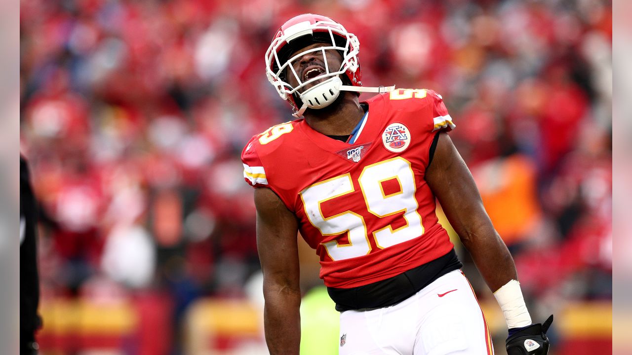 Carson, Ca. 24th Sep, 2017. Kansas City Chiefs wide receiver Tyreek Hill  #10 with touchdown catch in first quarter of the NFL Kansas City Chiefs vs  Los Angeles Chargers at Stubhub Center