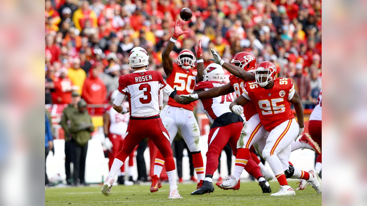 Kansas City Chiefs improve to 9-1 after 26-14 win over Cardinals