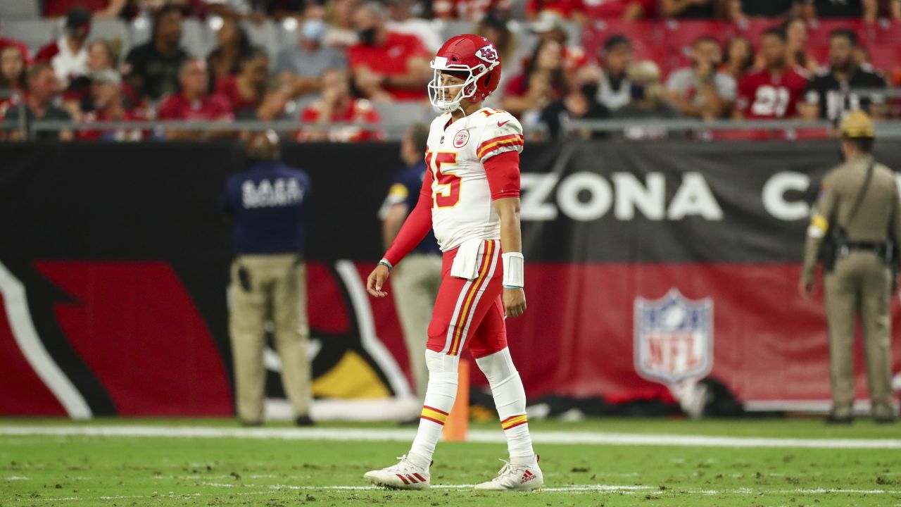 Patrick Mahomes' five touchdowns baffles Cardinals as Chiefs