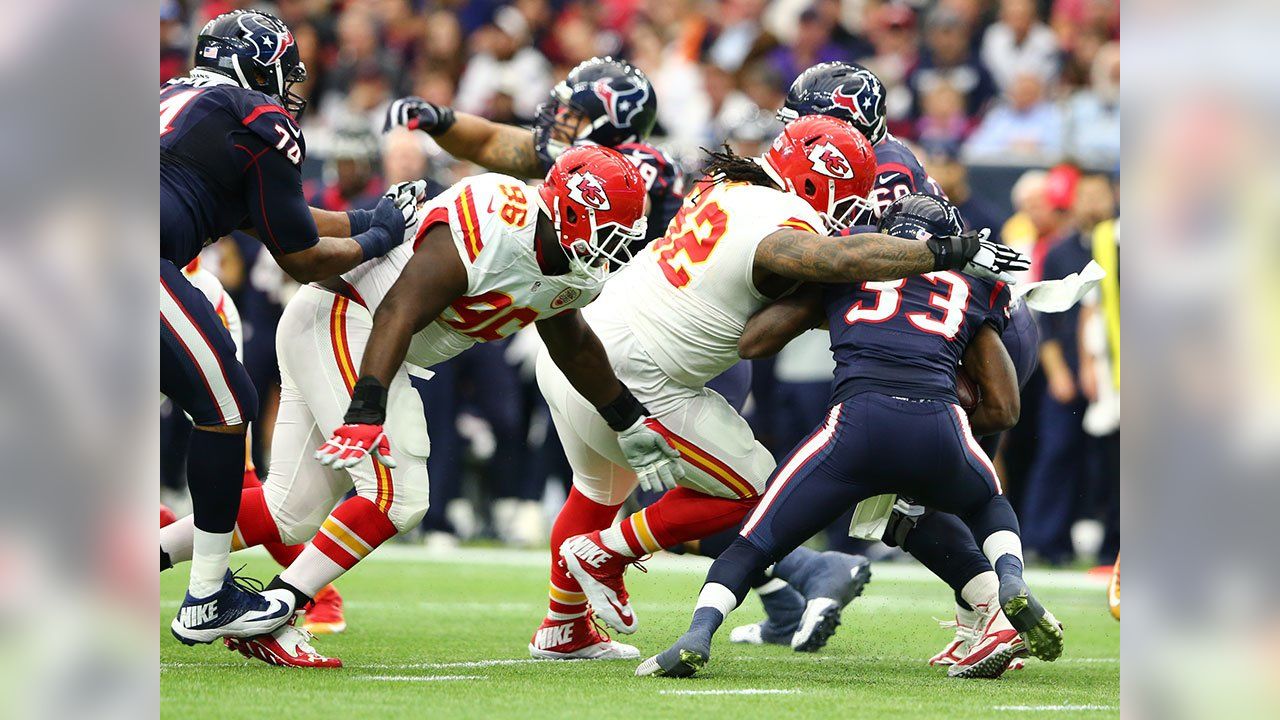 Chiefs beat Texans 30-0 for first playoff win since 1994 – Orange County  Register