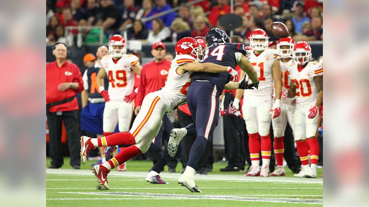 Chiefs beat Texans 30-0 for first playoff win since 1994 – Orange County  Register