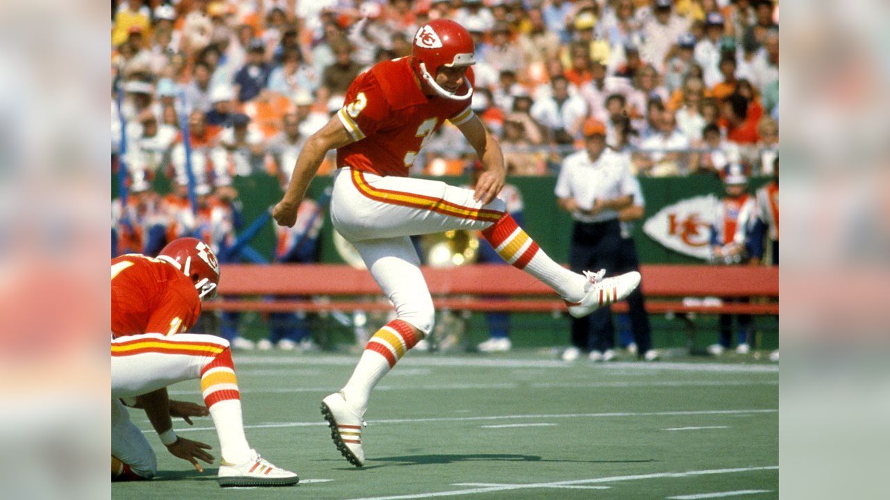 Kansas City Chiefs Jan Stenerud in action, taking kick from QB Len News  Photo - Getty Images