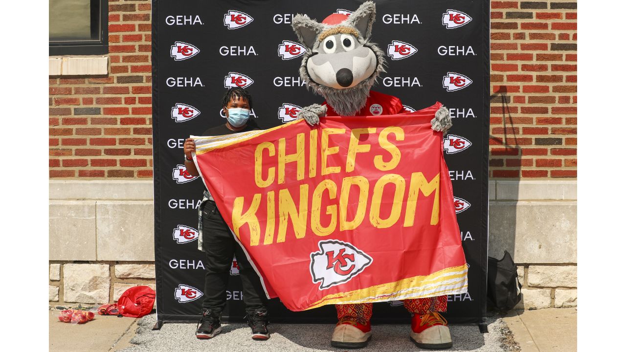 Ronald McDonald House Charities of Kansas City - It's #RedFriday eve! Get  your The Kansas City Chiefs flag at your local McDonald's tomorrow - early  bird gets the worm, we start selling