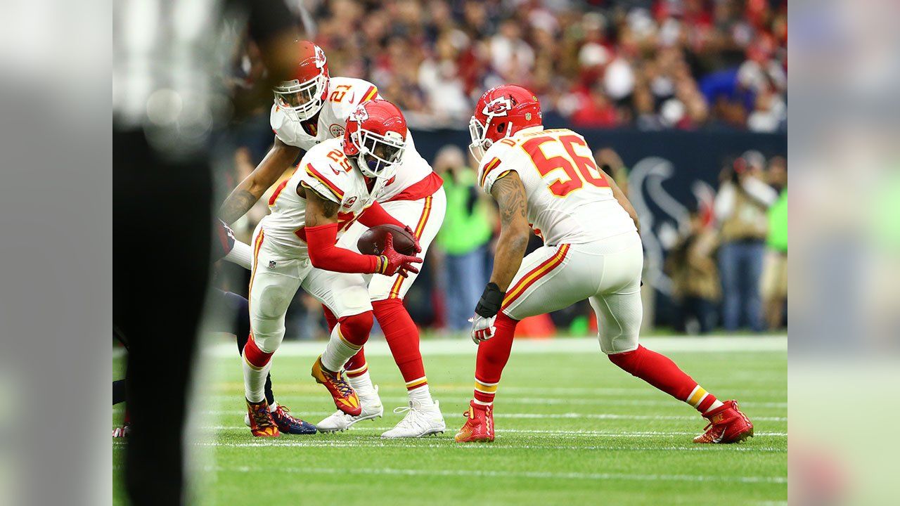 Chiefs beat Texans 30-0 for first playoff win since 1994 – Orange County  Register