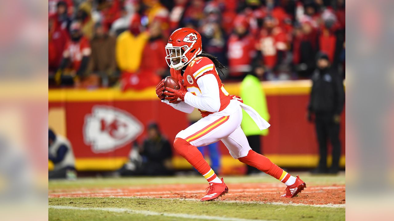 Chiefs end season with 37-31 overtime loss to Patriots at