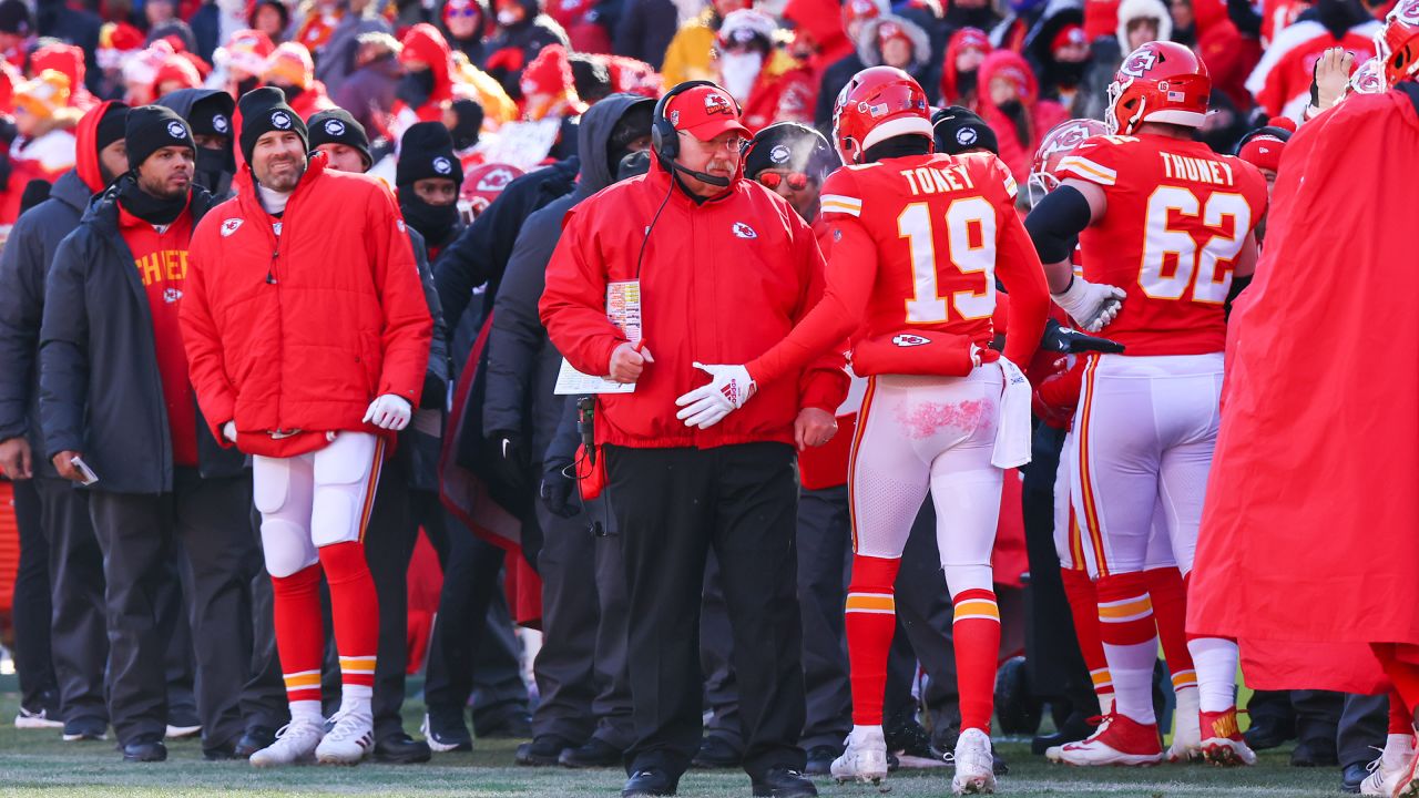 Chiefs Defeat Seahawks In Christmas Eve Showdown – Chiefs Focus All Sports  Network