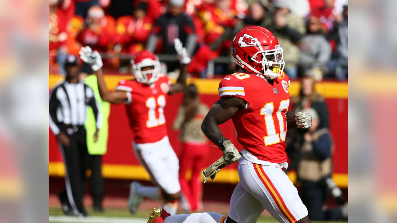 Kansas City Chiefs improve to 9-1 after 26-14 win over Cardinals